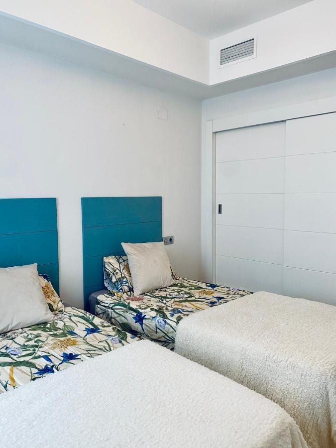 Sunshine Beach Front Complex, Wifi, Modern กาซาเรส ภายนอก รูปภาพ