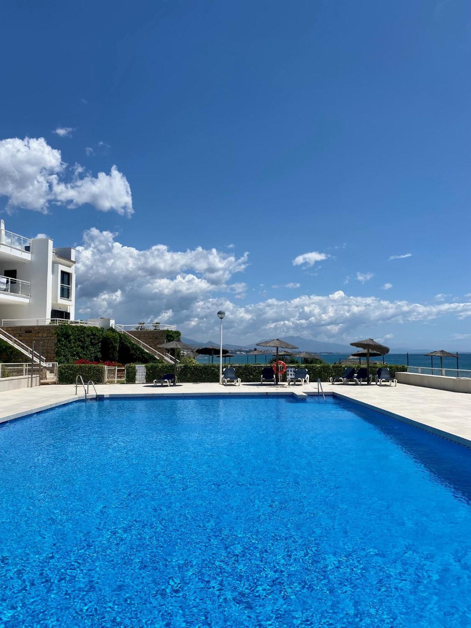Sunshine Beach Front Complex, Wifi, Modern กาซาเรส ภายนอก รูปภาพ