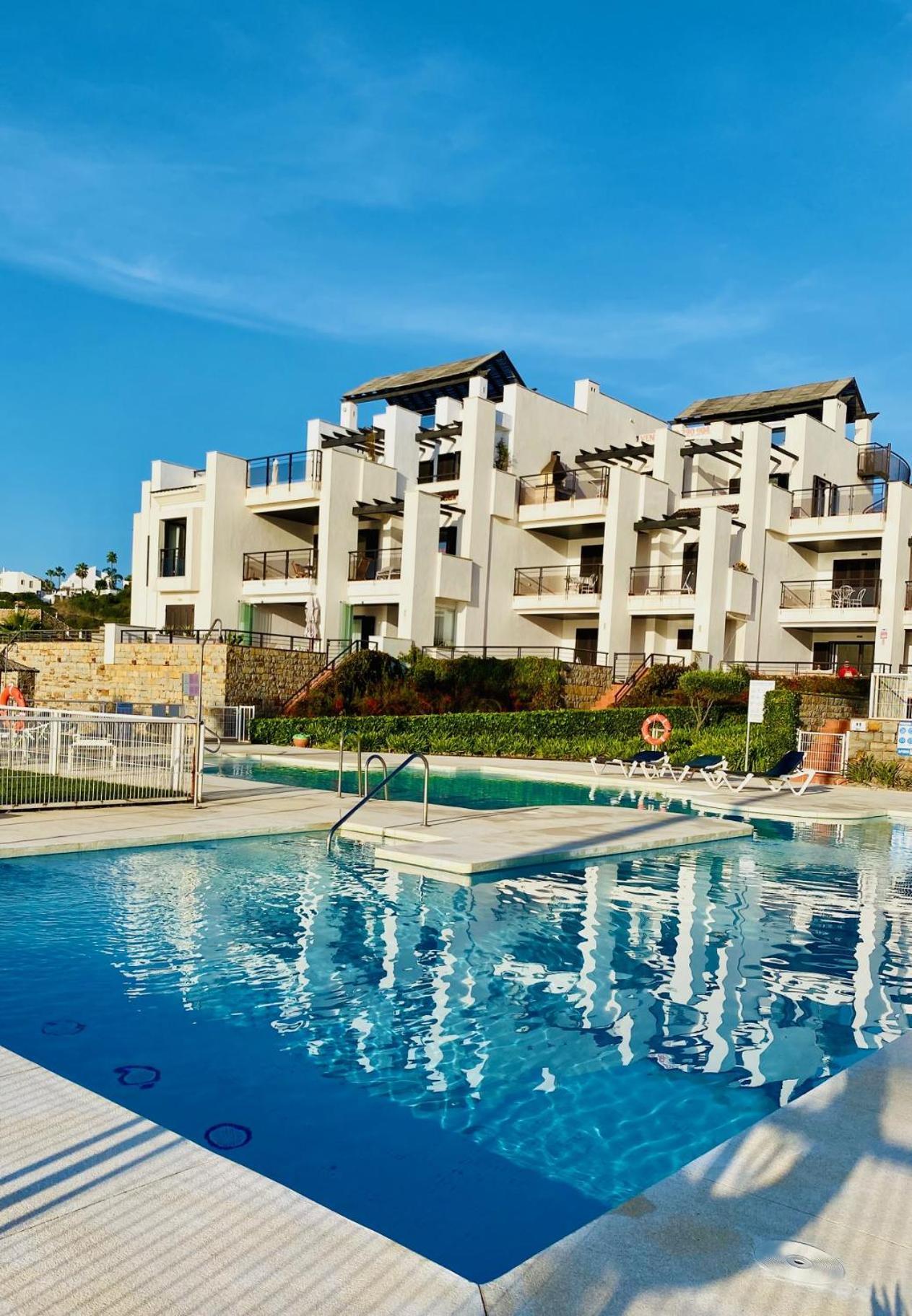 Sunshine Beach Front Complex, Wifi, Modern กาซาเรส ภายนอก รูปภาพ